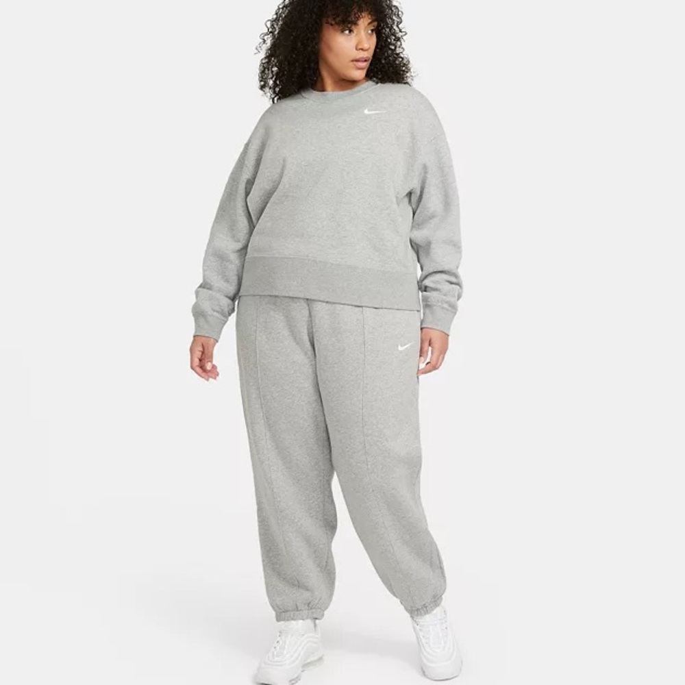 Nike- sweatsuit (SET)